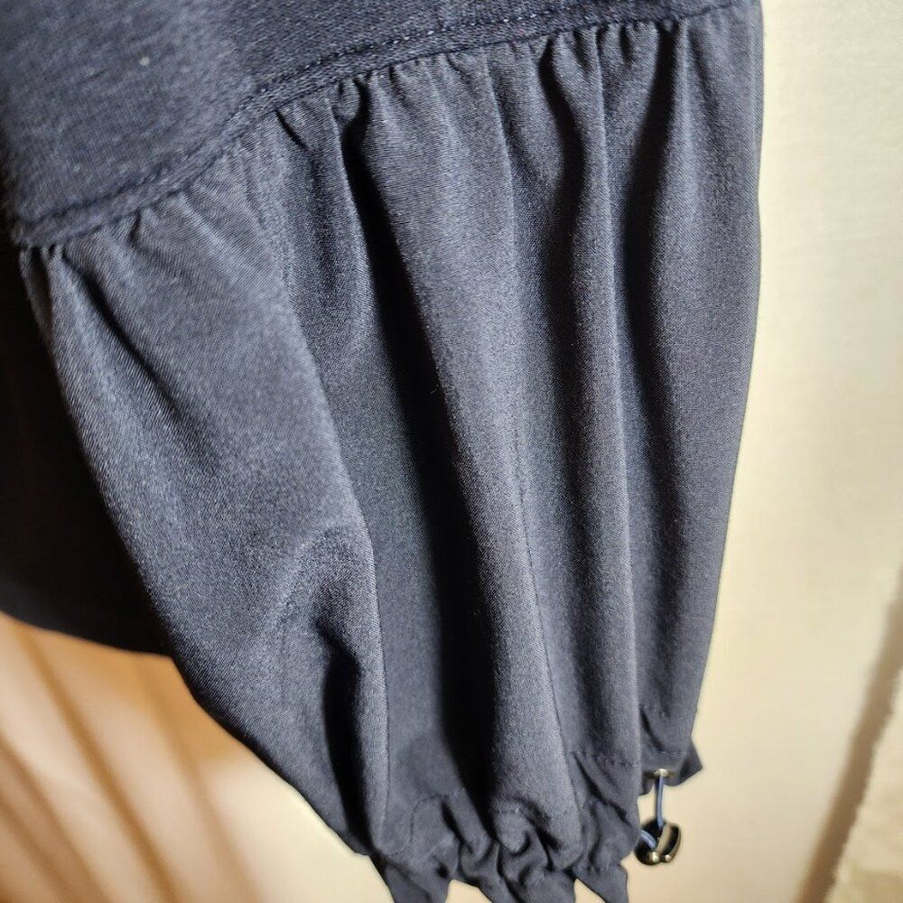 CHICOS ZENERGY TOP SIZE 2 WOMENS LARGE 12 NAVY BLUE LONG RUFFLED SLEEVE RELAXED - Picture 3 of 7